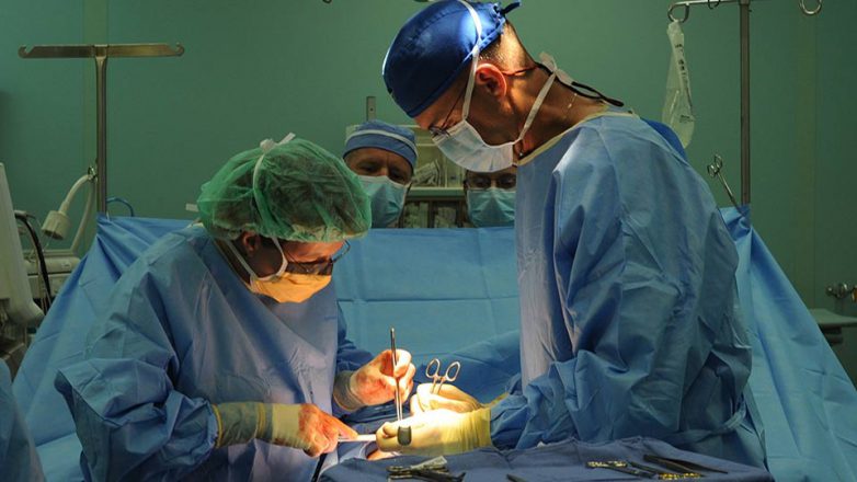 Organ­spende-Skandal: Arzt in Unter­su­chungs­haft