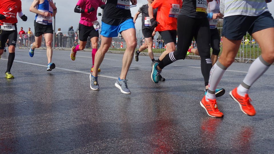 Kompressionsstrümpfe beim Ausdauersport
