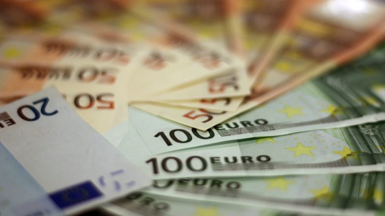 Pflege­dienste sollen 7,5 Millio­nen Euro erschli­chen haben