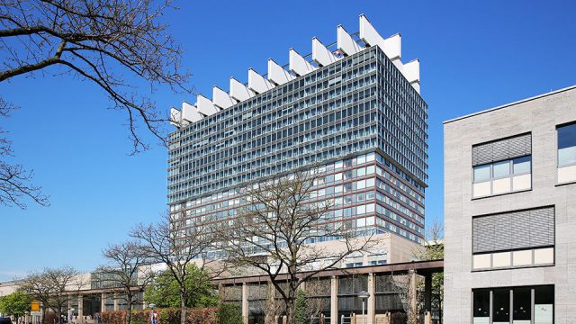 Unikli­nik Köln bleibt auf Wachs­tums­kurs