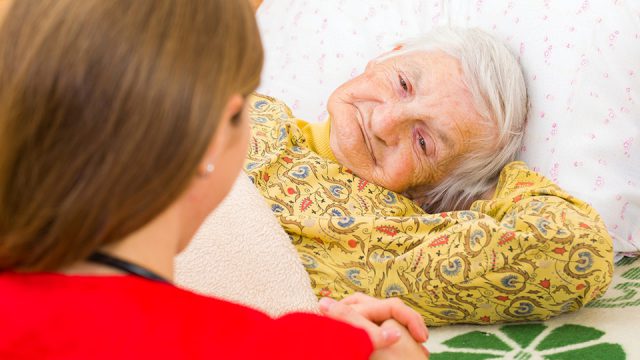 Aufklaf­fende Perso­nal­lü­cke bekommt eine neue Zahl