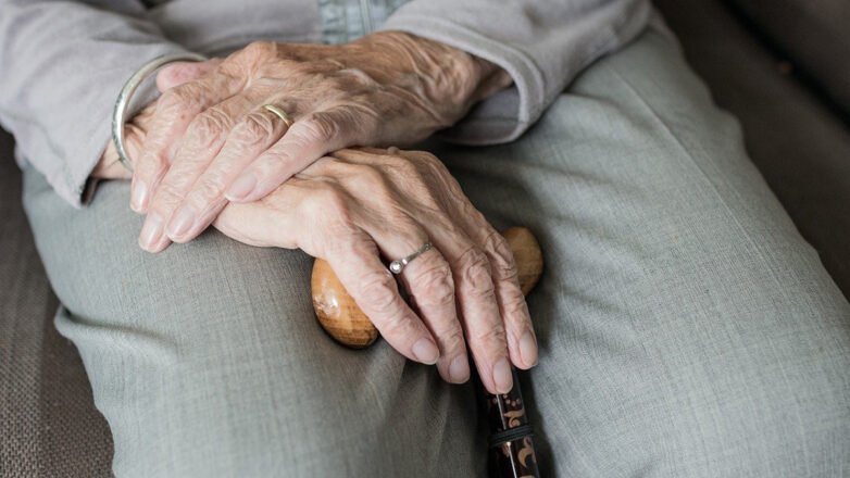 Caritas verhin­dert bundes­wei­ten Tarif­ver­trag für die Alten­pflege