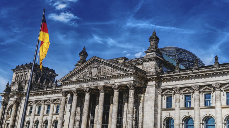 Impfpflicht: Inten­sive Diskus­sion im Bundes­tag