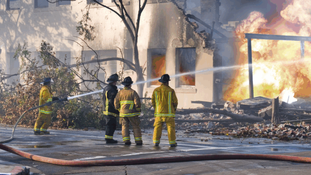 Heimlei­ter nach Brand in Behin­der­ten-Einrich­tung freige­spro­chen